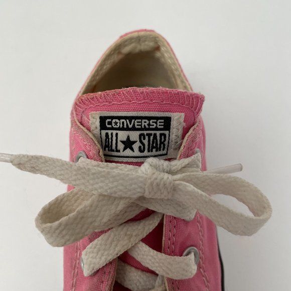 Pink Toddler Converse Chuck Taylor Low Top All Stars, Size 8 - Picture 6 of 8